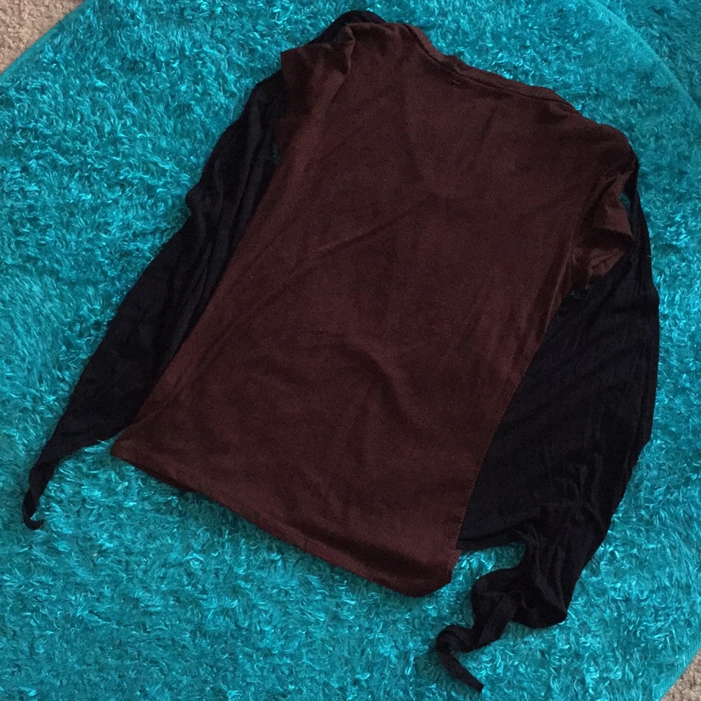 Cotton Candy brown & silver v-neck top - Picture 7 of 8